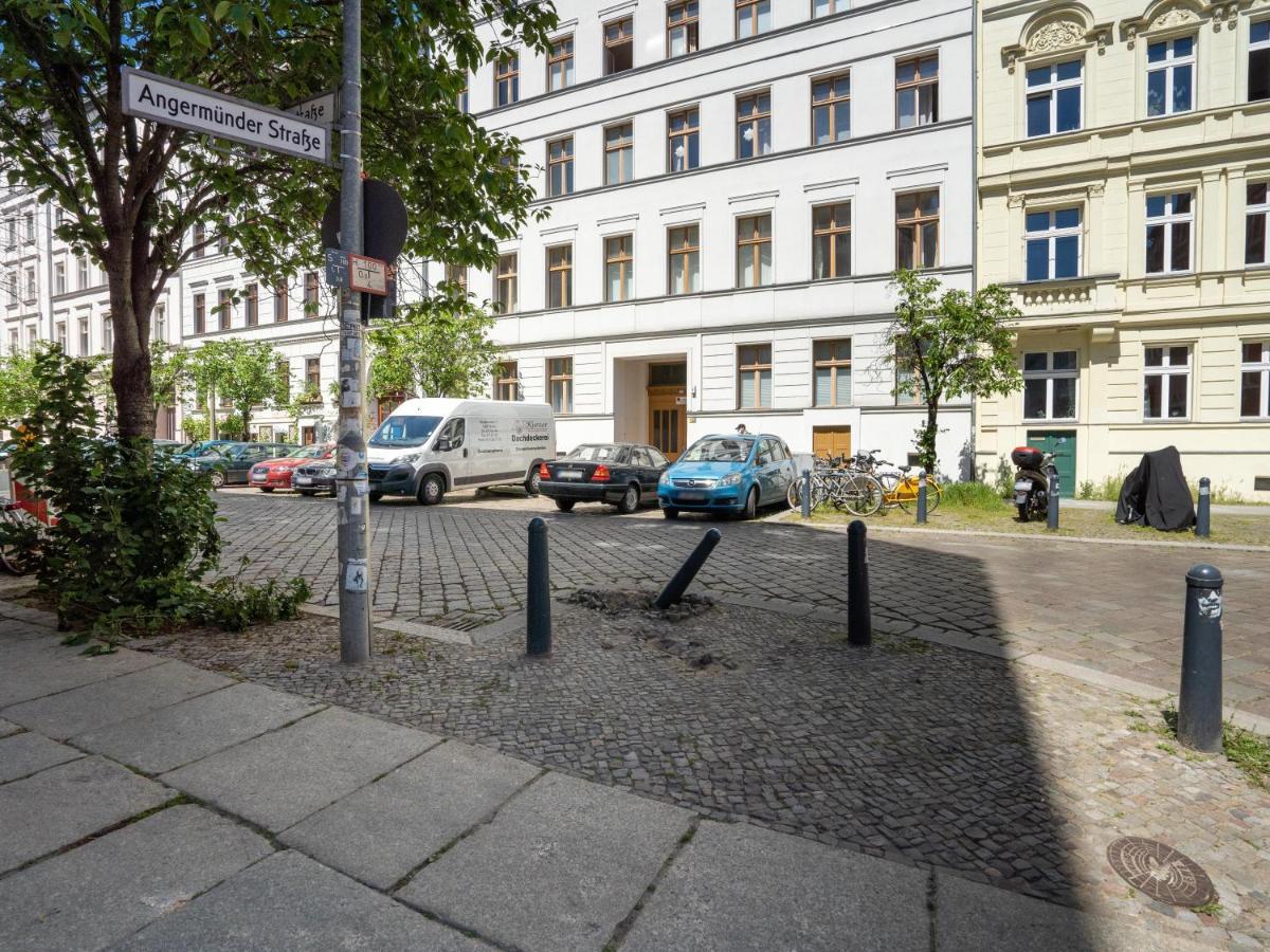 Apartments Berlin Lottumstrasse 4 — Photos 1